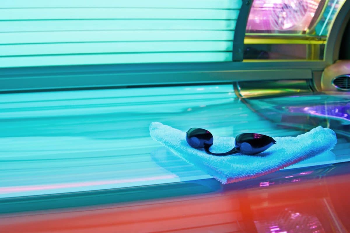 Kontaktlinsen im Solarium